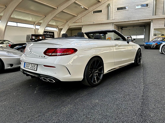 Mercedes-Benz C43 4 of 5