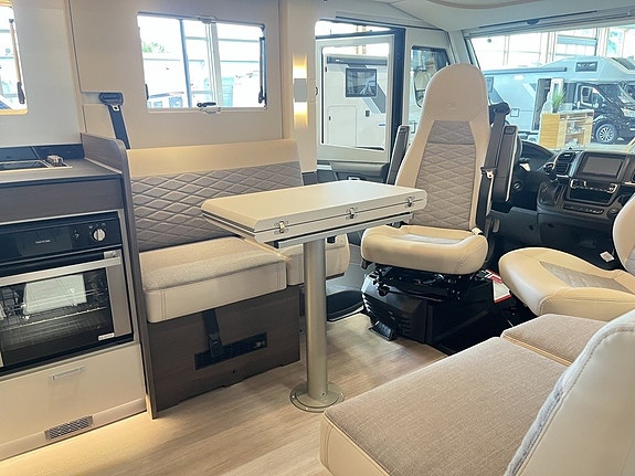 Adria SONIC SUPREME 700 DC (ALDE+Aut 180hk+LÅGMIL+Solcell+Inv+Litium) 12 of 26