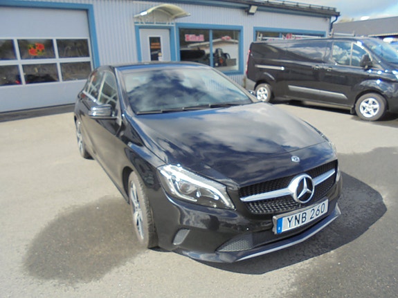 Mercedes-Benz A180 5 of 5