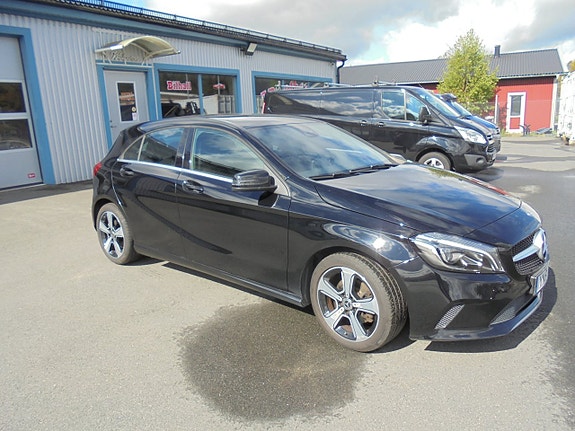 Mercedes-Benz A180 4 of 5