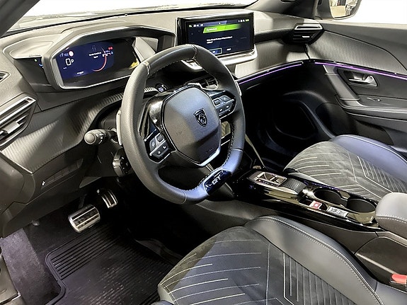 Peugeot 2008 4 of 5