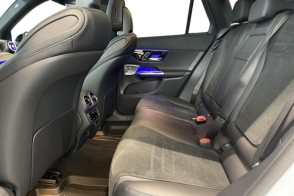 Mercedes-Benz GLC300 de 12 of 24