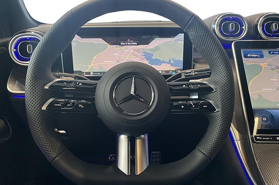 Mercedes-Benz GLC300 de 11 of 24