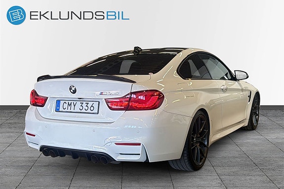 BMW M4 5 of 5