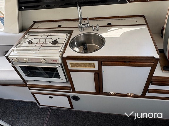 Båt med trailer - Tresfjord, 33 Cabin Cruiser 25 of 30