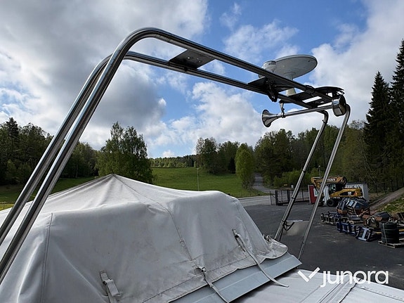 Båt med trailer - Tresfjord, 33 Cabin Cruiser 21 of 30