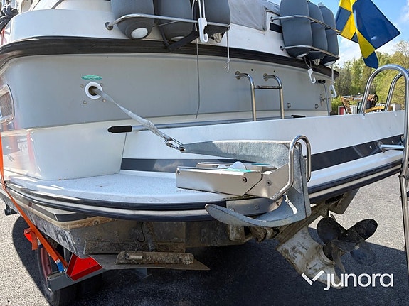 Båt med trailer - Tresfjord, 33 Cabin Cruiser 13 of 30