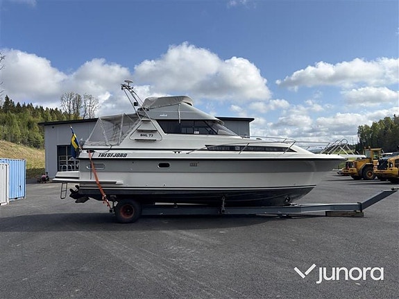 Båt med trailer - Tresfjord, 33 Cabin Cruiser 8 of 30