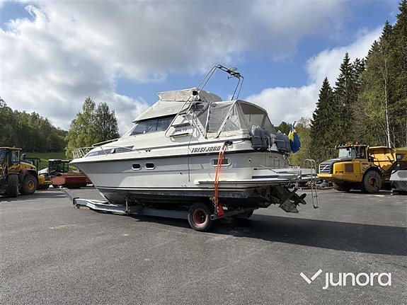 Båt med trailer - Tresfjord, 33 Cabin Cruiser 4 of 30