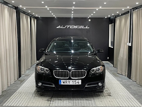 BMW 520d 2 of 5