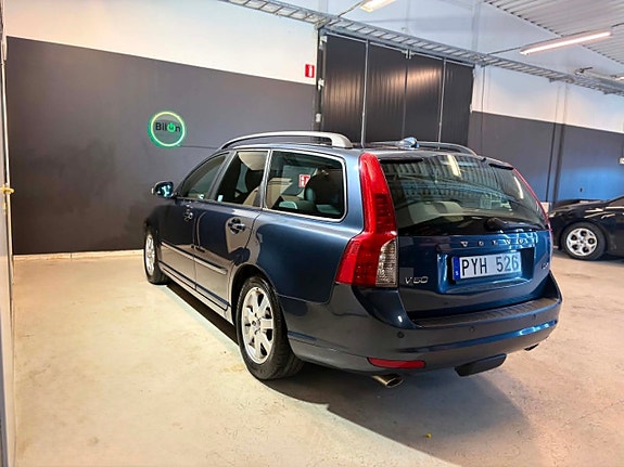 Volvo V50 5 of 5
