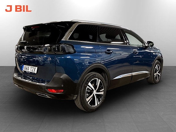 Peugeot 5008 3 of 5