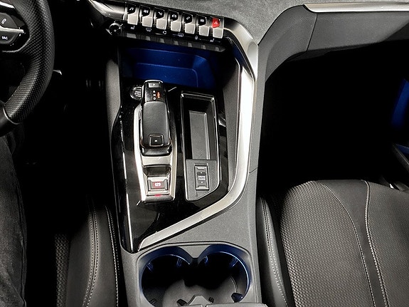 Peugeot 5008 14 of 19