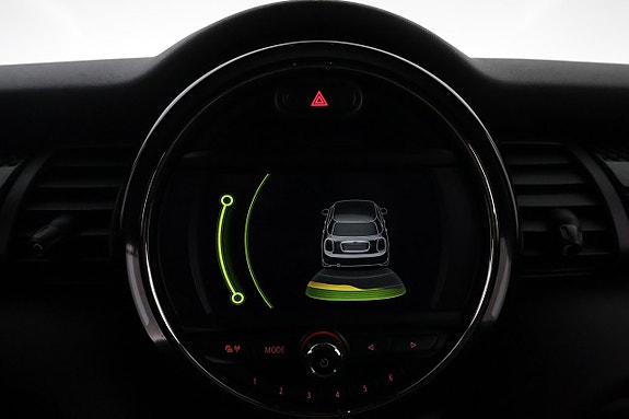 MINI Cooper S 17 of 23