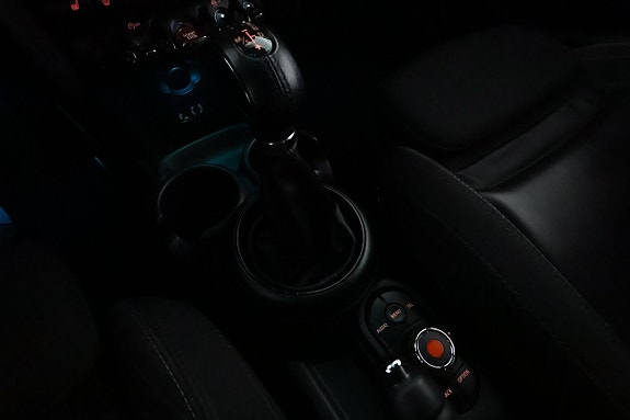 MINI Cooper S 21 of 23