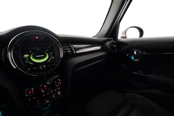 MINI Cooper S 20 of 23