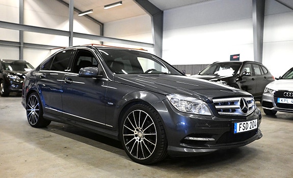 Mercedes-Benz C220 5 of 5