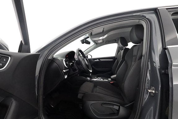 Audi A3 10 of 23