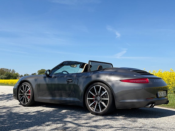 Porsche 911 7 of 17