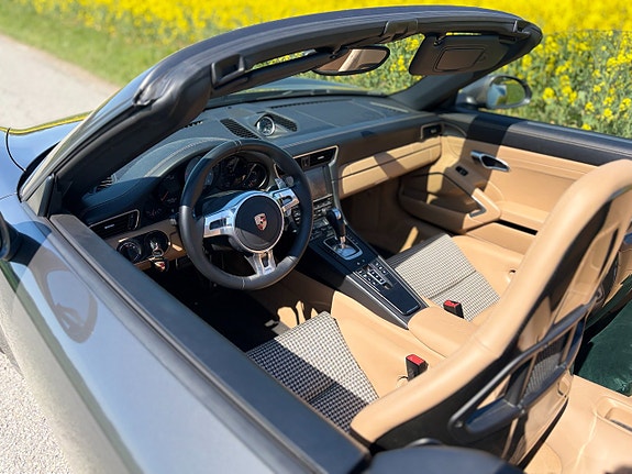 Porsche 911 13 of 17