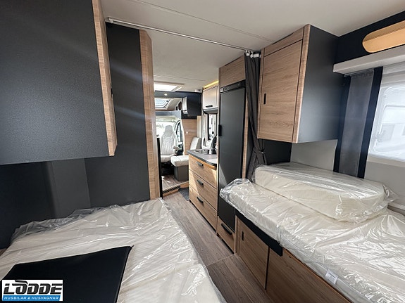 Knaus Live TI 650 MEG Black Selection LÅGA LÅNGBÄDDAR 11 of 13