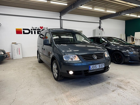 Volkswagen Caddy Maxi 2 of 5