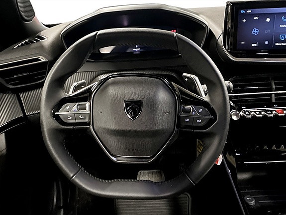 Peugeot 2008 7 of 19