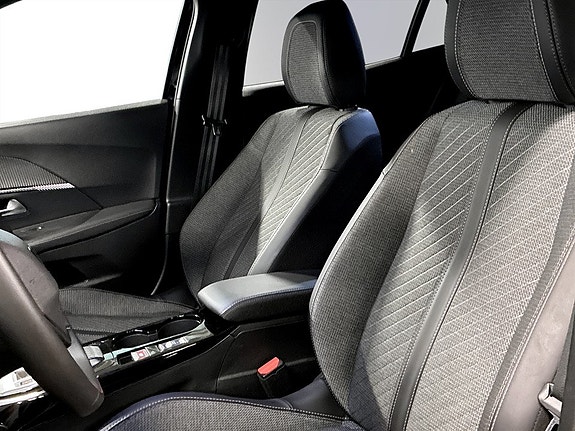 Peugeot 2008 5 of 5