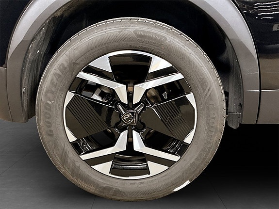 Peugeot 2008 18 of 19