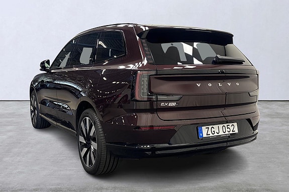 Volvo EX90 3 of 5