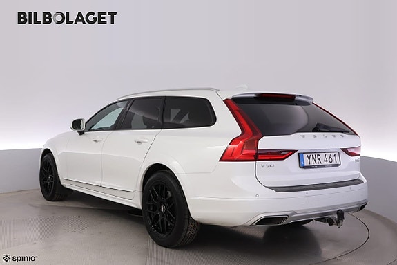 Volvo V90 Cross Country 4 of 5