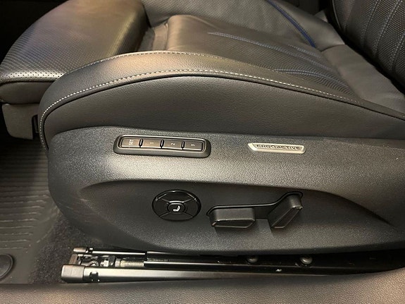 Volkswagen Passat 8 of 26