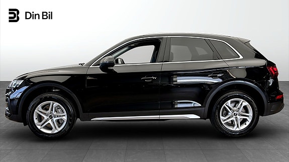 Audi Q5 2 of 5