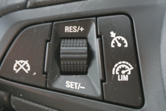 Opel Corsa 12 of 17