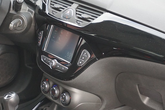 Opel Corsa 15 of 17