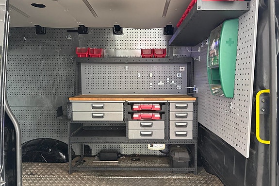 Volkswagen Crafter 35 16 of 27