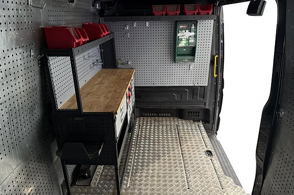 Volkswagen Crafter 35 23 of 27