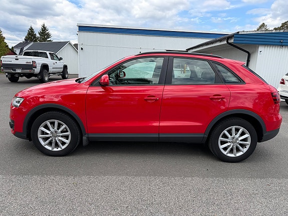 Audi Q3 4 of 5