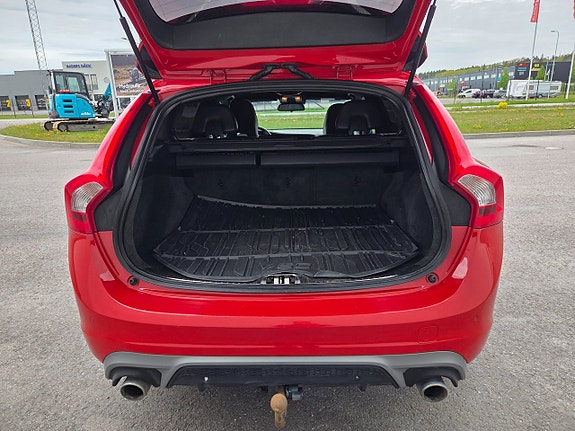 Volvo V60 13 of 20
