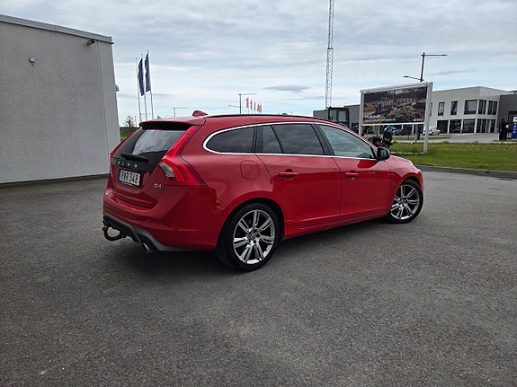 Volvo V60 7 of 20