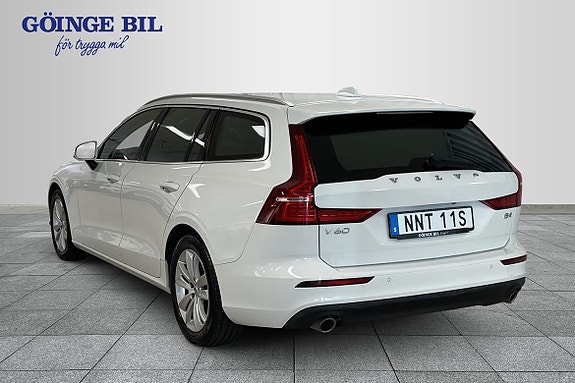 Volvo V60 6 of 16