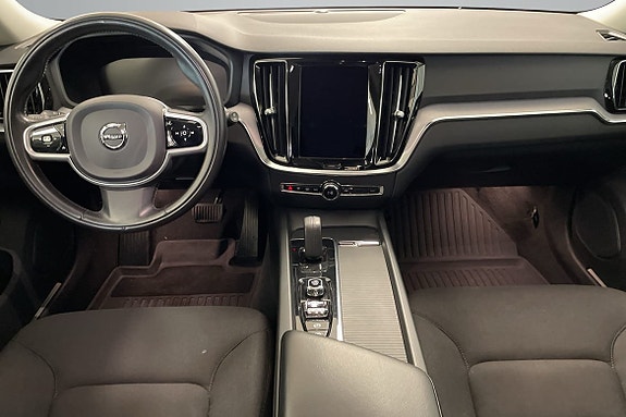 Volvo V60 12 of 16