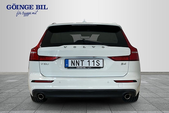 Volvo V60 7 of 16
