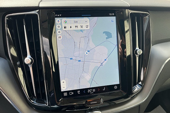 Volvo XC60 15 of 16
