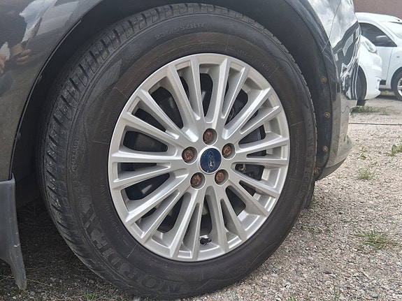 Ford Galaxy 19 of 23