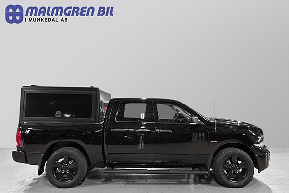 Dodge RAM 1500 2 of 26