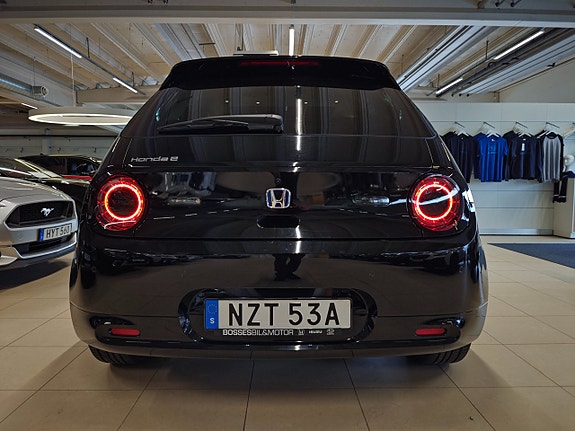 Honda e 5 of 5