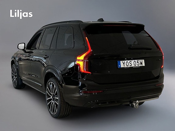 Volvo XC90 3 of 15