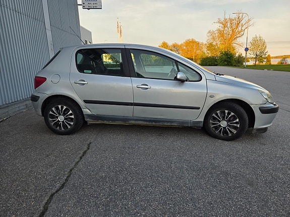 Peugeot 307 3 of 4