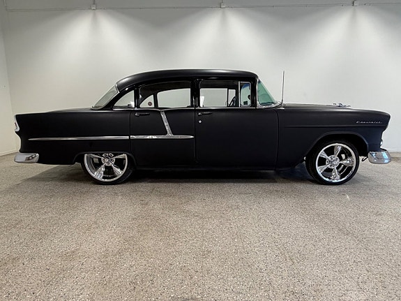 Chevrolet 210